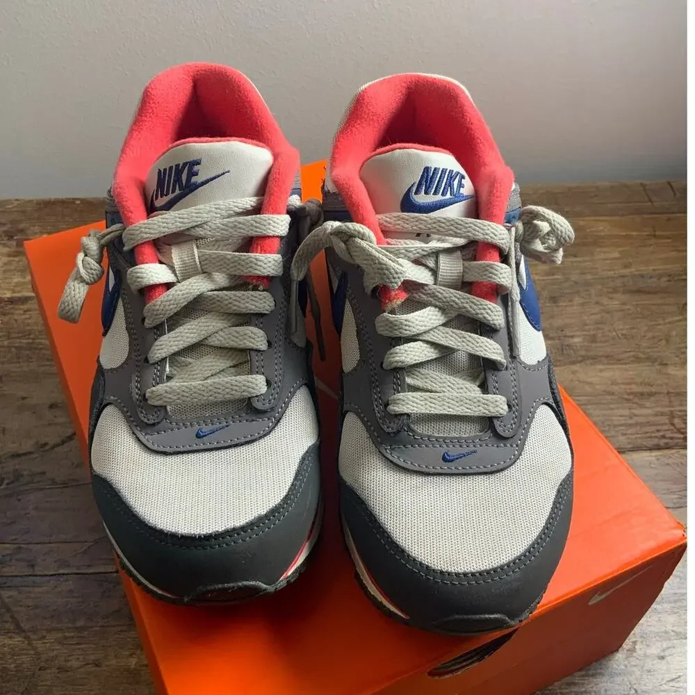 Nike Air Max Sneakers youth size 6.5